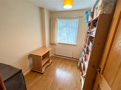 BEDROOM 3 / HOME OFFICE